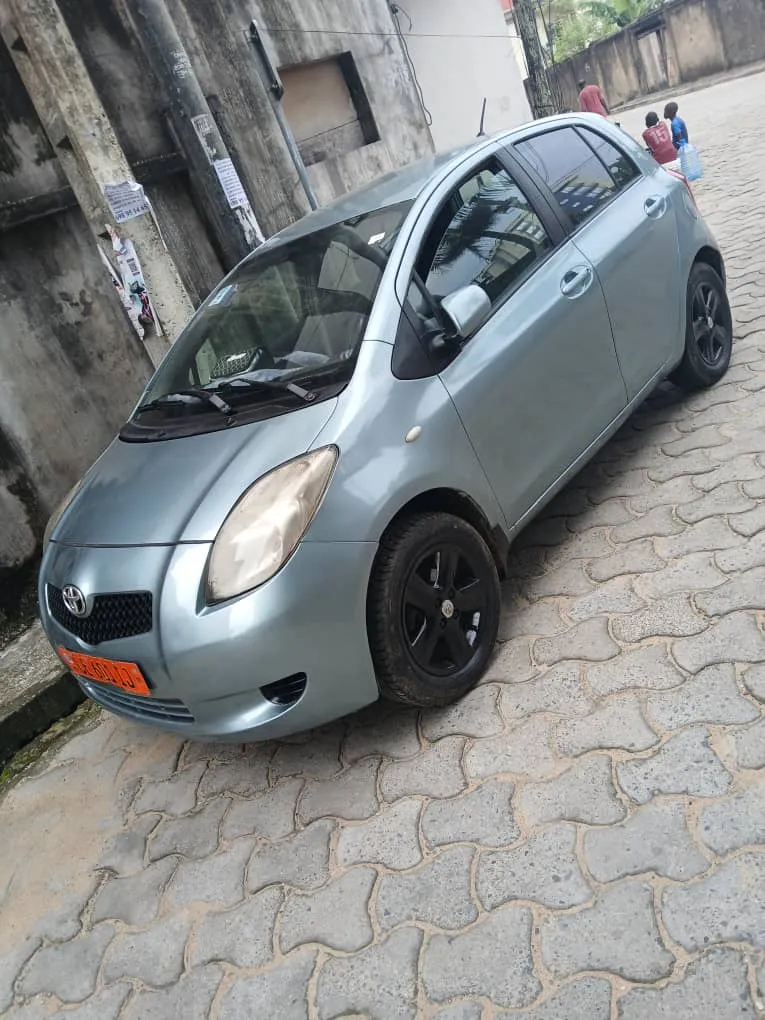 Vends Toyota Yaris 2010